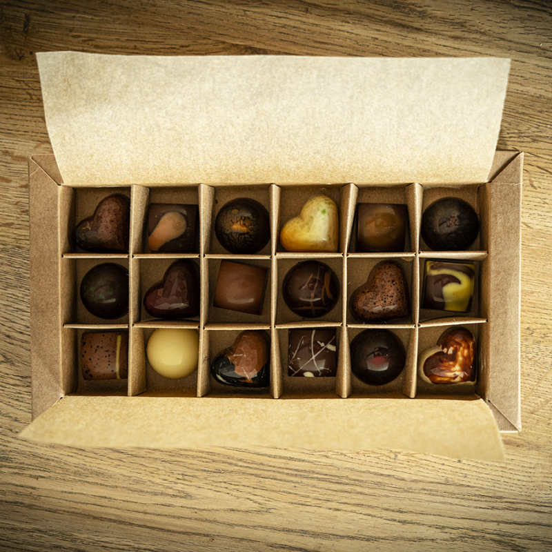 Coffret de 18 pralines